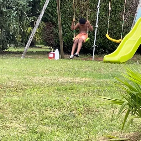 1 A 4 Personnes Rez De Jardin De La Piscine Jacuzzi Sauna Fitness A Partager *