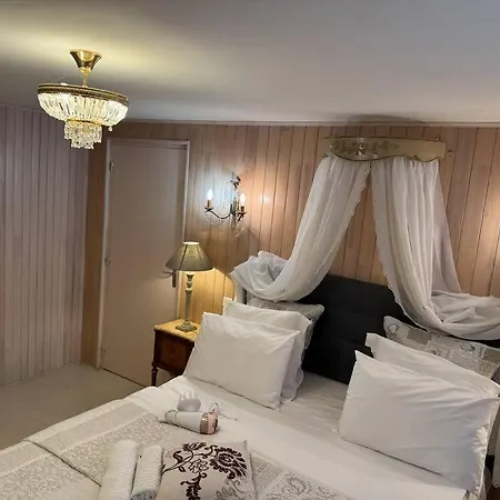 Guest house 1 A 4 Personnes, Piscine, Jacuzzi, Sauna, Fitness, Parking Sarlat-la-Caneda