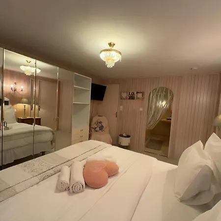 1 A 4 Personnes Rez De Jardin De La Piscine Jacuzzi Sauna Fitness A Partager Сарла-ла-Канеда