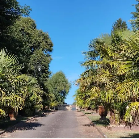 Gite 6 Hotes Au Rez De Jardin De La Villa Jacuzzi Et Sauna En Option 4*