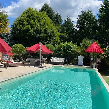 Guest house 1 A 4 Personnes, Piscine, Jacuzzi, Sauna, Fitness, Parking