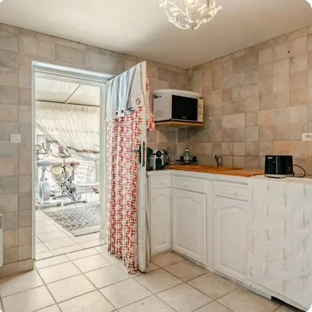 1 A 4 Personnes, Piscine, Jacuzzi, Sauna, Fitness, Parking Sarlat-la-Caneda