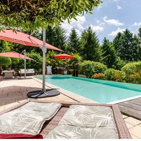 Guest house 1 A 4 Personnes, Piscine, Jacuzzi, Sauna, Fitness, Parking *