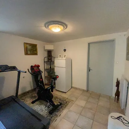 Affittacamere 6 Hotes Au Rez De Jardin De La Jacuzzi Et Sauna En Option