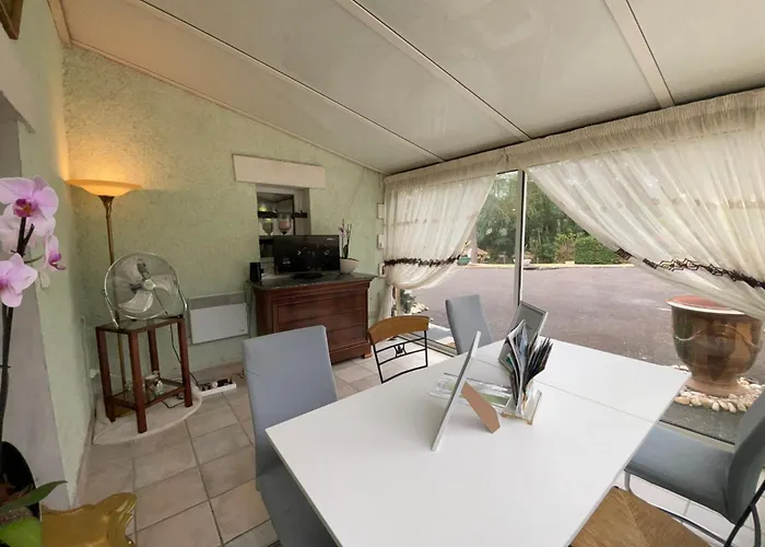 6 Hotes Au Rez De Jardin De La Jacuzzi Et Sauna En Option 4* Sarlat-la-Caneda